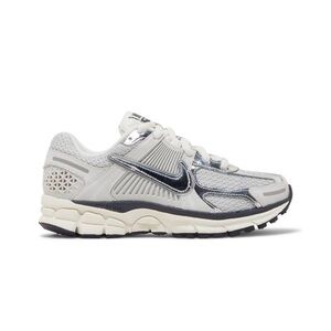 Women’s Air Zoom Vomero 5 ‘Photon Dust Metallic Silver’